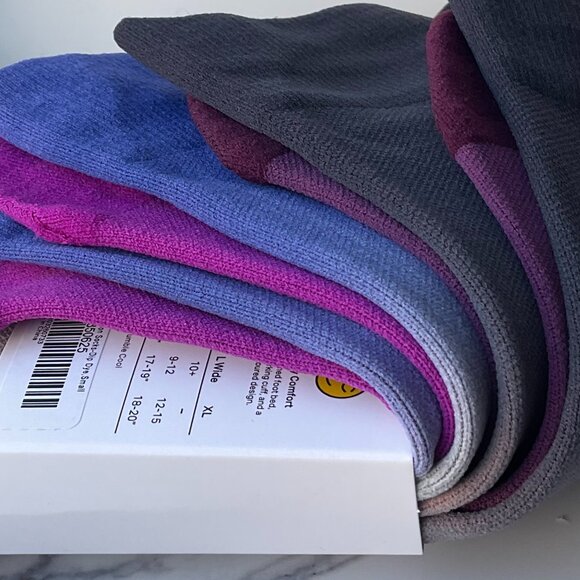 Comrad | Nylon Knee-High Compression Socks (2 Pack) | Small - Picture 3 of 5